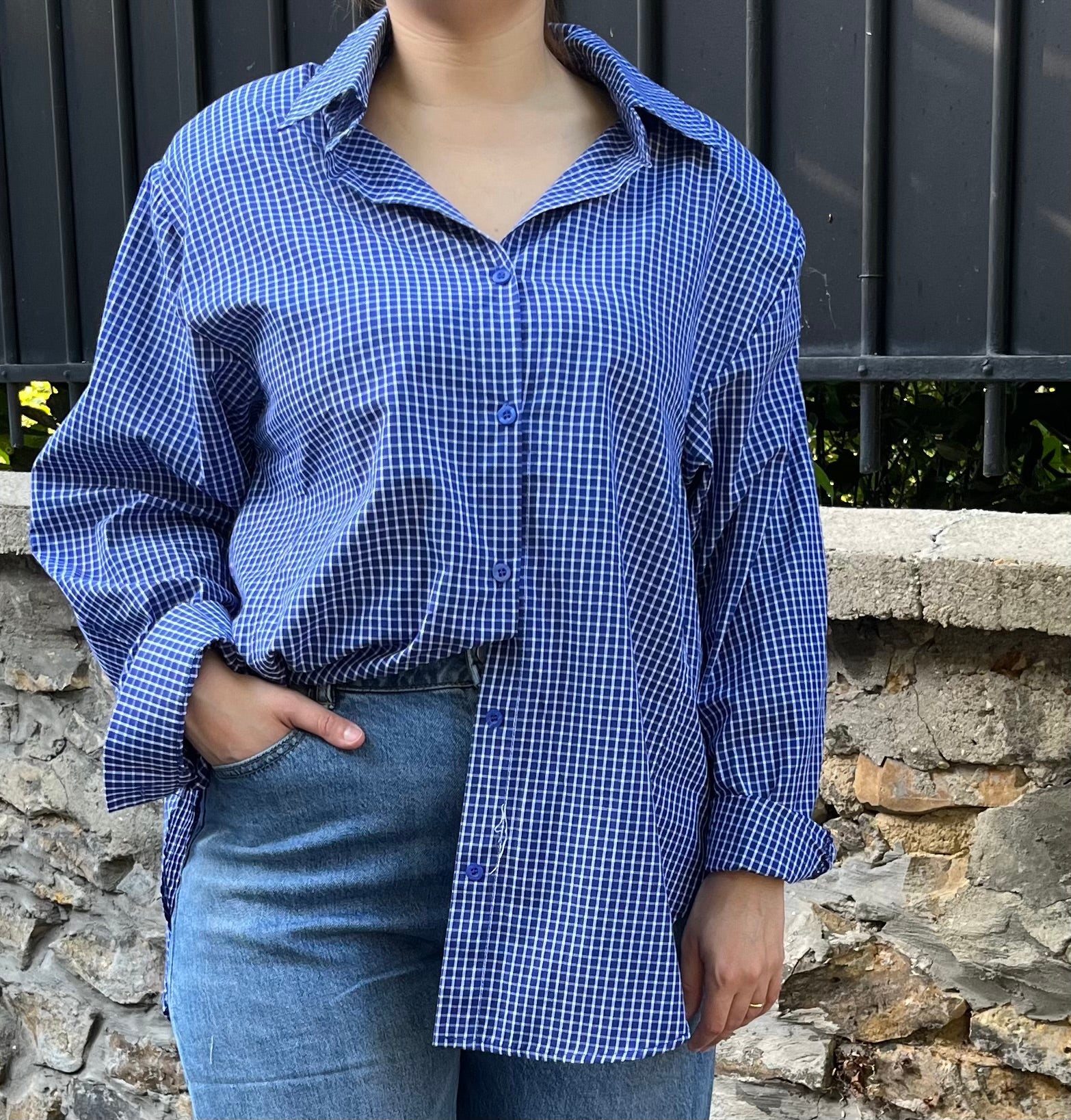 Chemise vichy à épaulettes bleue version longue